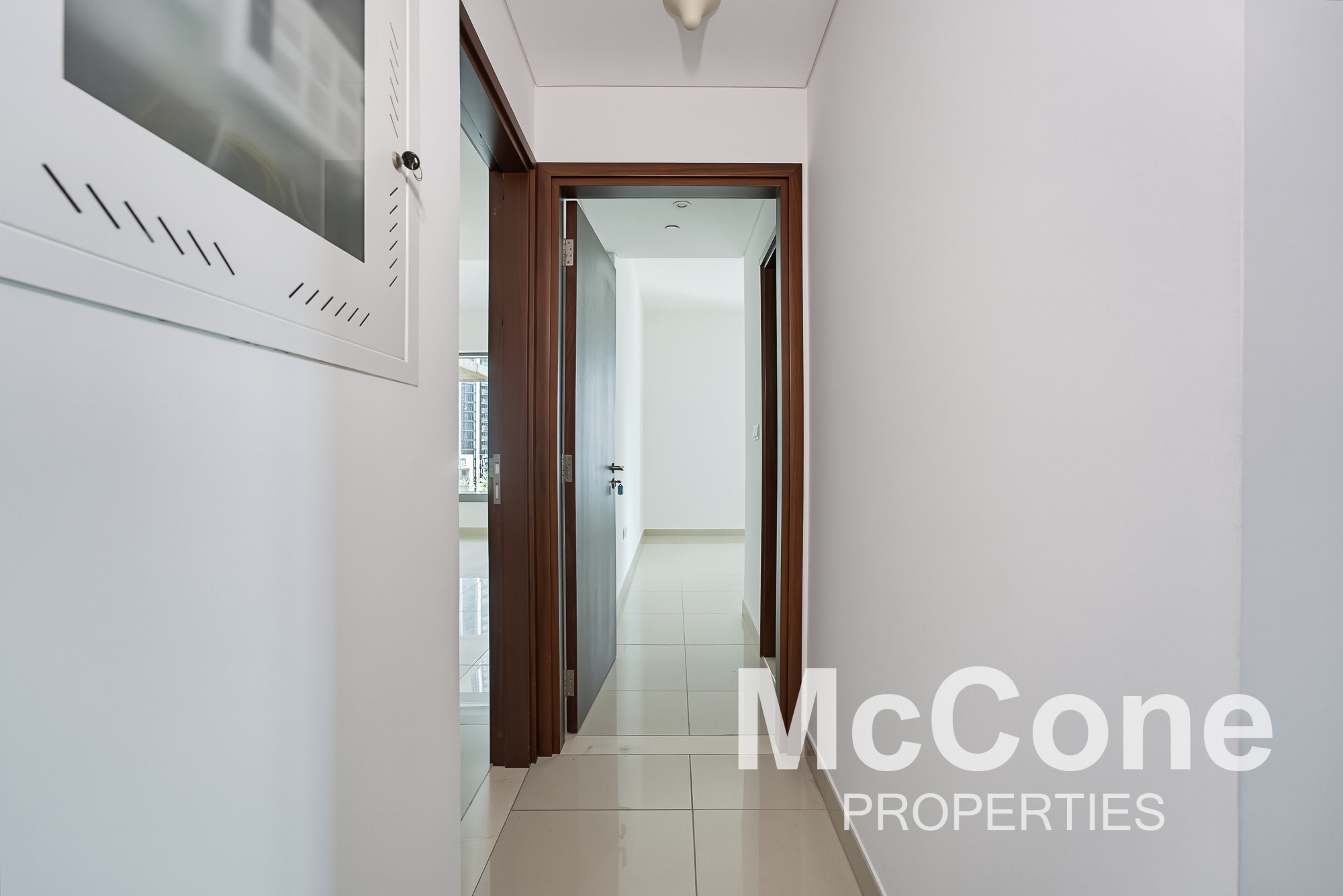 2 Bedroom Apartment for Sale in 29 Burj Boulevard Tower 1, Downtown Dubai — photo 7 of 21