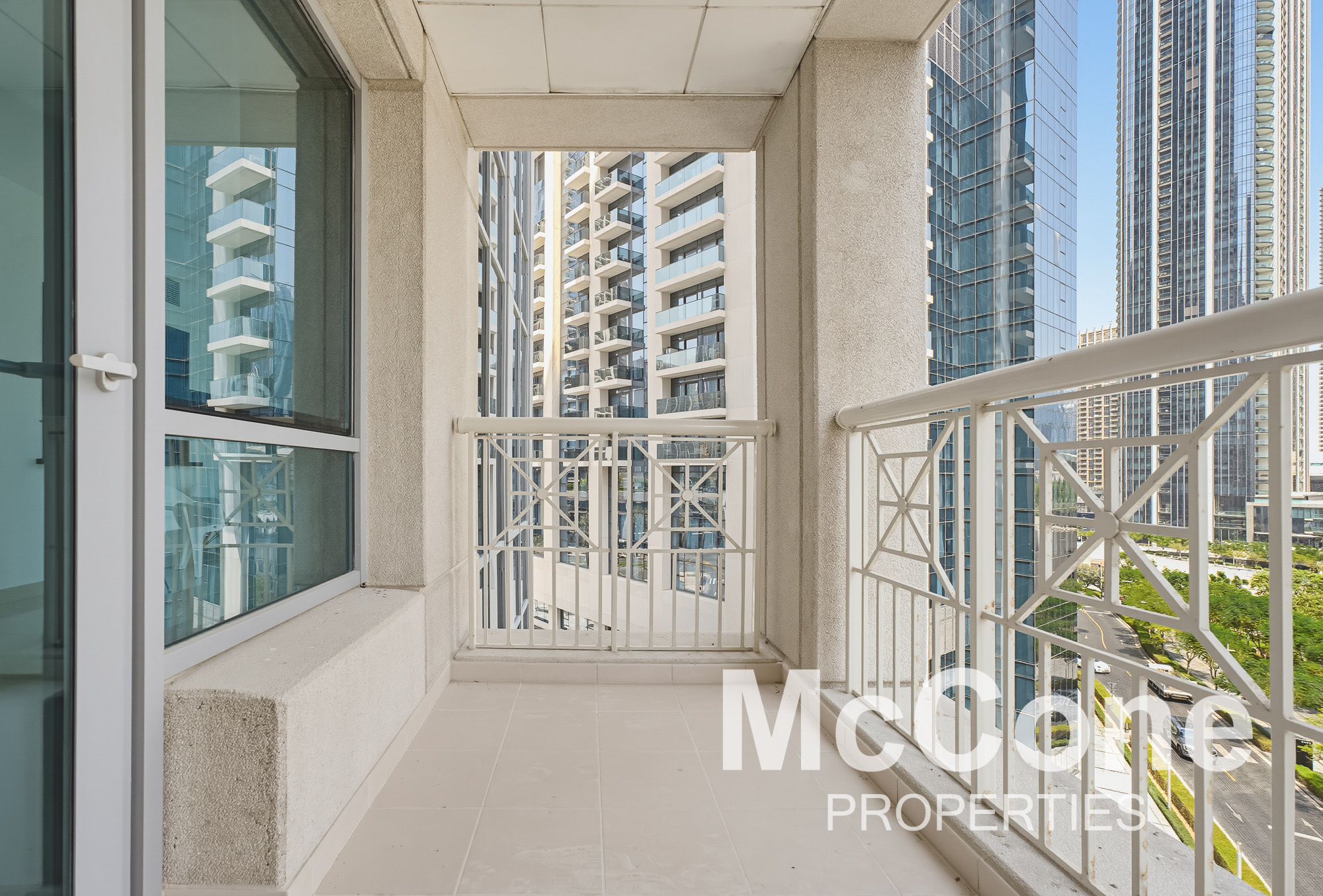 2 Bedroom Apartment for Sale in 29 Burj Boulevard Tower 1, Downtown Dubai — photograph 17 of 21