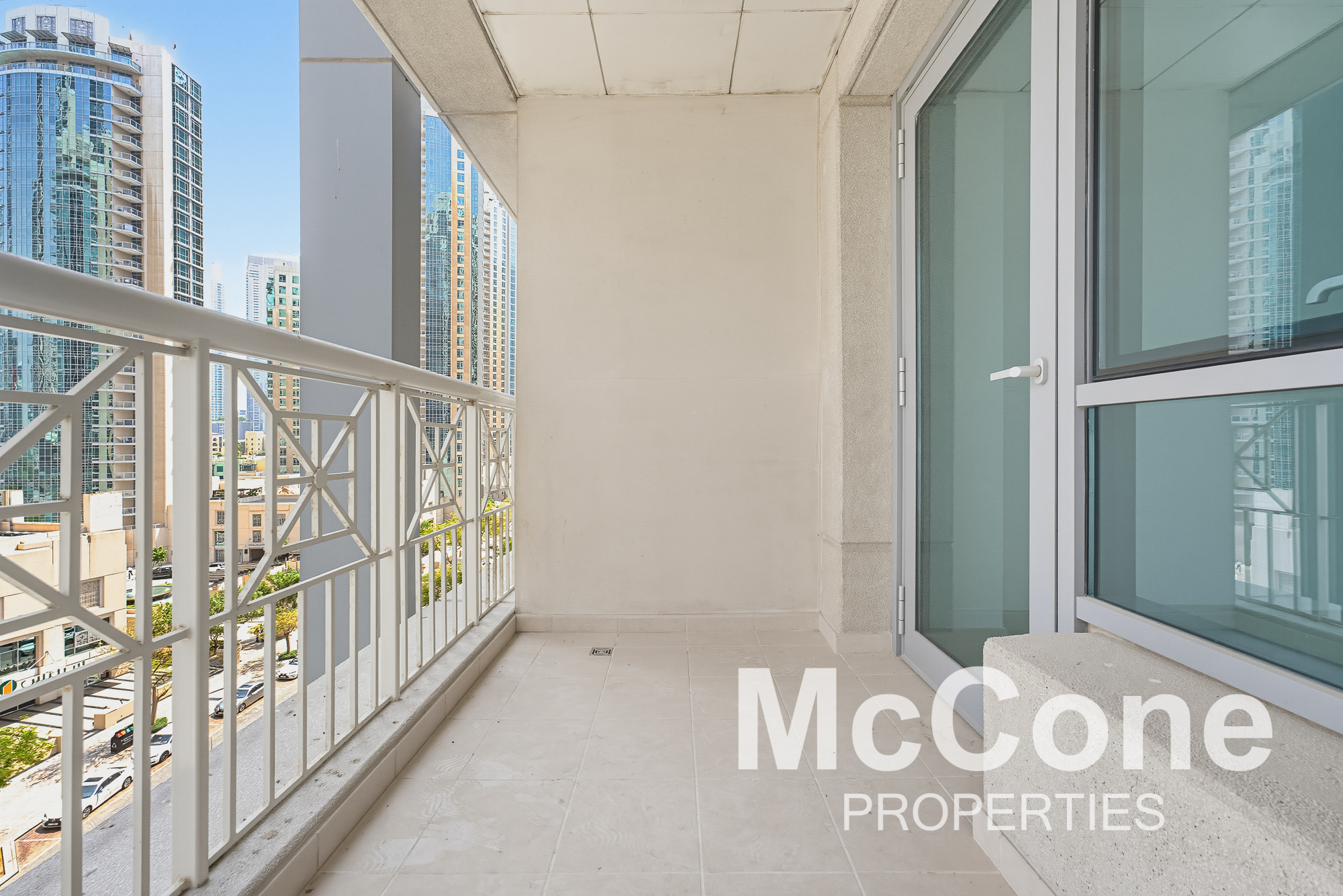 2 Bedroom Apartment for Sale in 29 Burj Boulevard Tower 1, Downtown Dubai — photograph 18 of 21