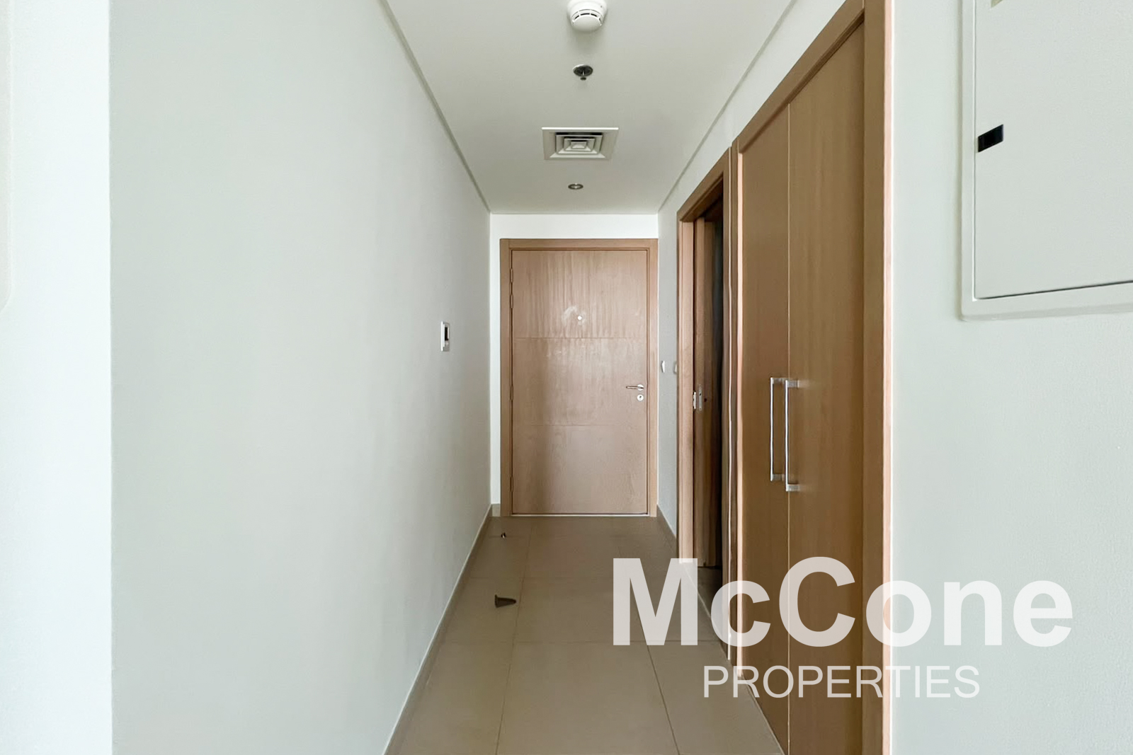 1 Bedroom Apartment for Sale in Burj Vista Tower 1, Downtown Dubai — photo 6 of 13