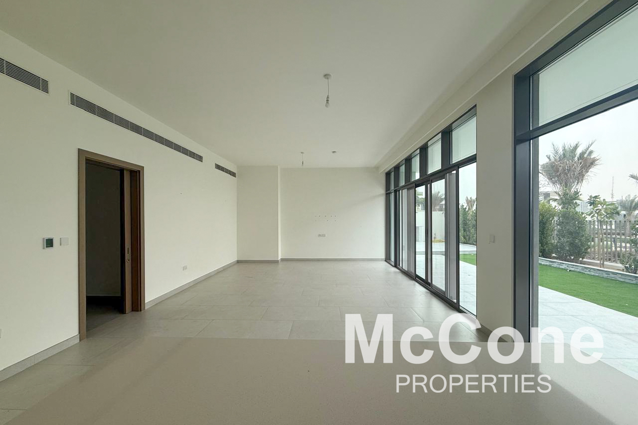 4 Bedroom Villa for Sale in Tilal Al Furjan, Al Furjan — photo 2 of 17