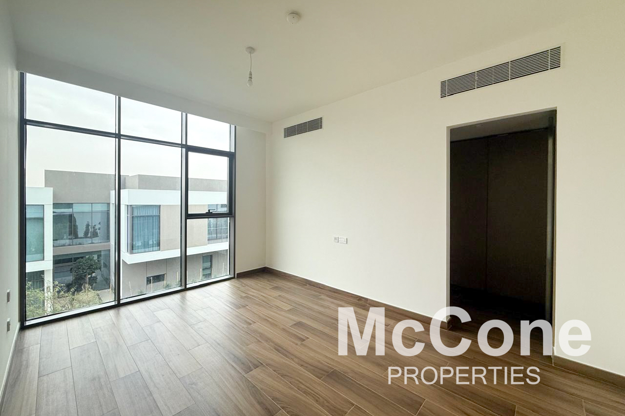 4 Bedroom Villa for Sale in Tilal Al Furjan, Al Furjan — photo 8 of 17