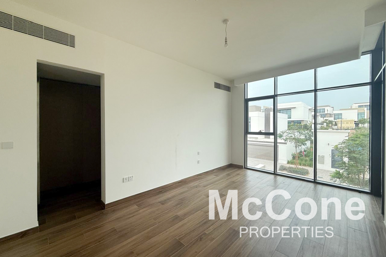4 Bedroom Villa for Sale in Tilal Al Furjan, Al Furjan — photograph 10 of 17
