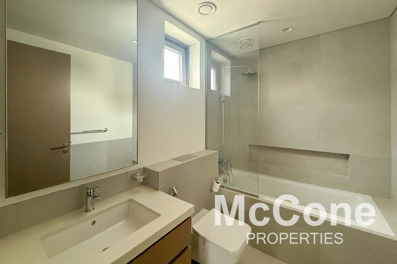 4 Bedroom Villa for Sale in Tilal Al Furjan, Al Furjan — photograph 11 of 17