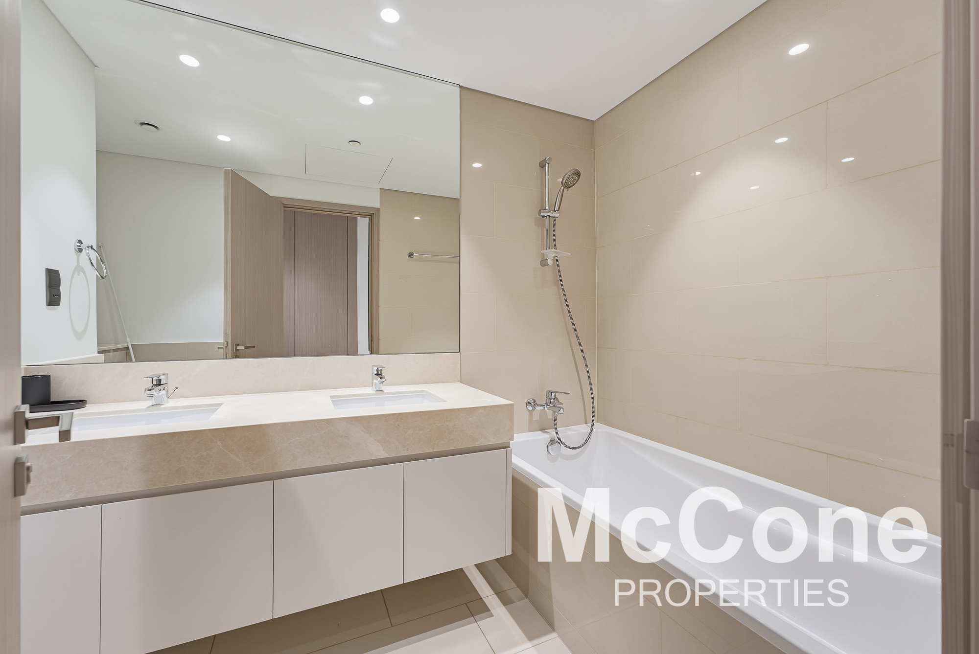 3 Bedroom Apartment for Sale in Act Two, Downtown Dubai — photograph 21 of 26