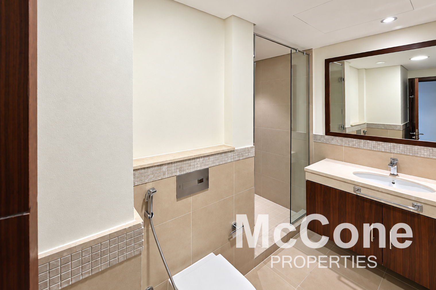 3 Bedroom Apartment for Sale in Burj Vista Tower 1, Downtown Dubai — photograph 13 of 18