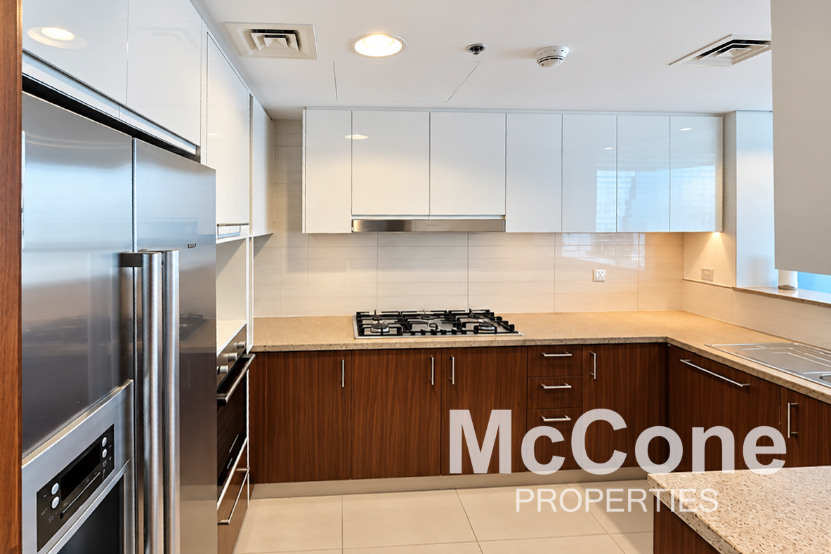 3 Bedroom Apartment for Sale in Burj Vista Tower 1, Downtown Dubai — photo 5 of 18