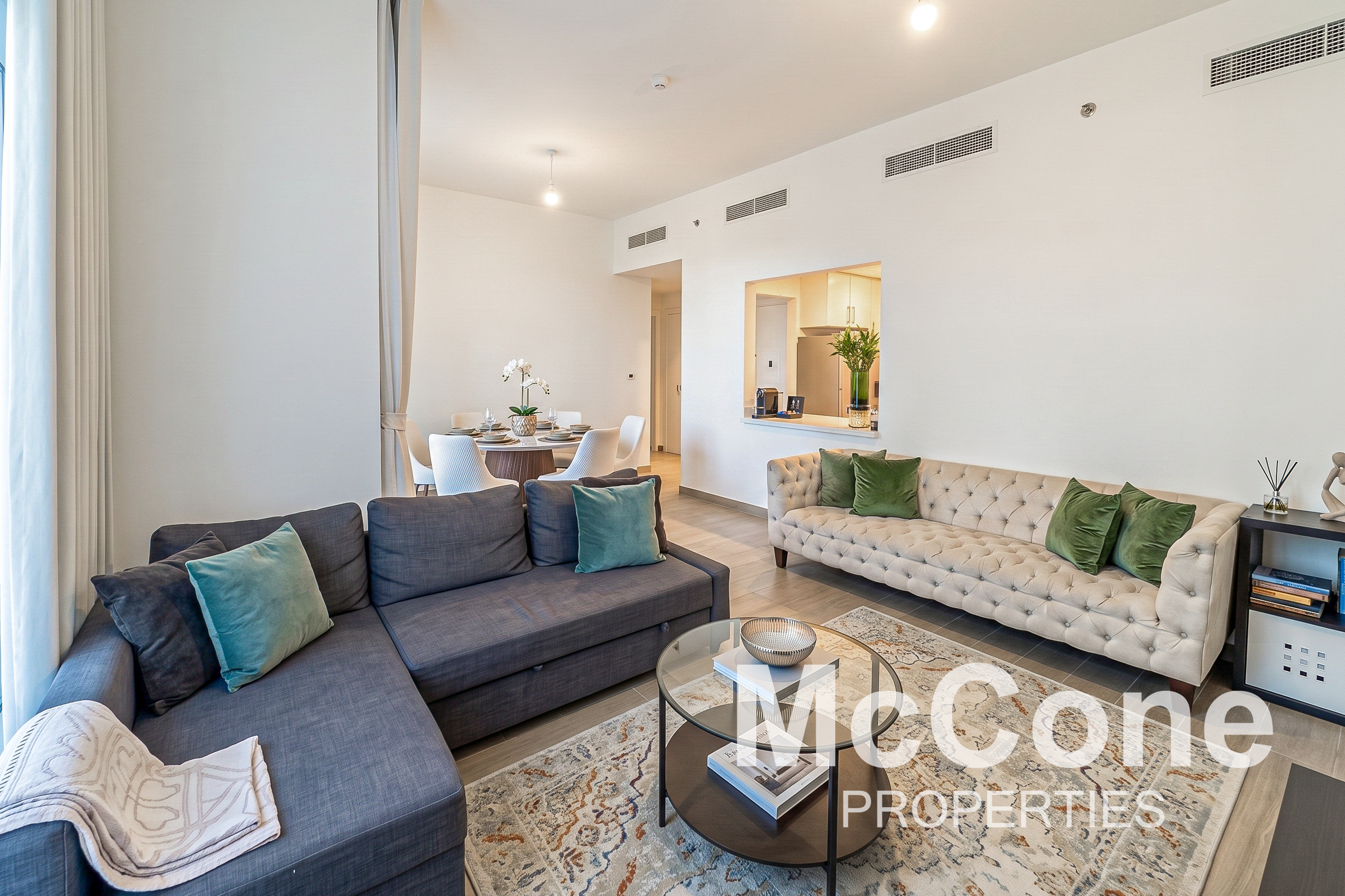 3 Bedroom Apartment for Sale in Holland Gardens, Town Square — photo 3 of 15