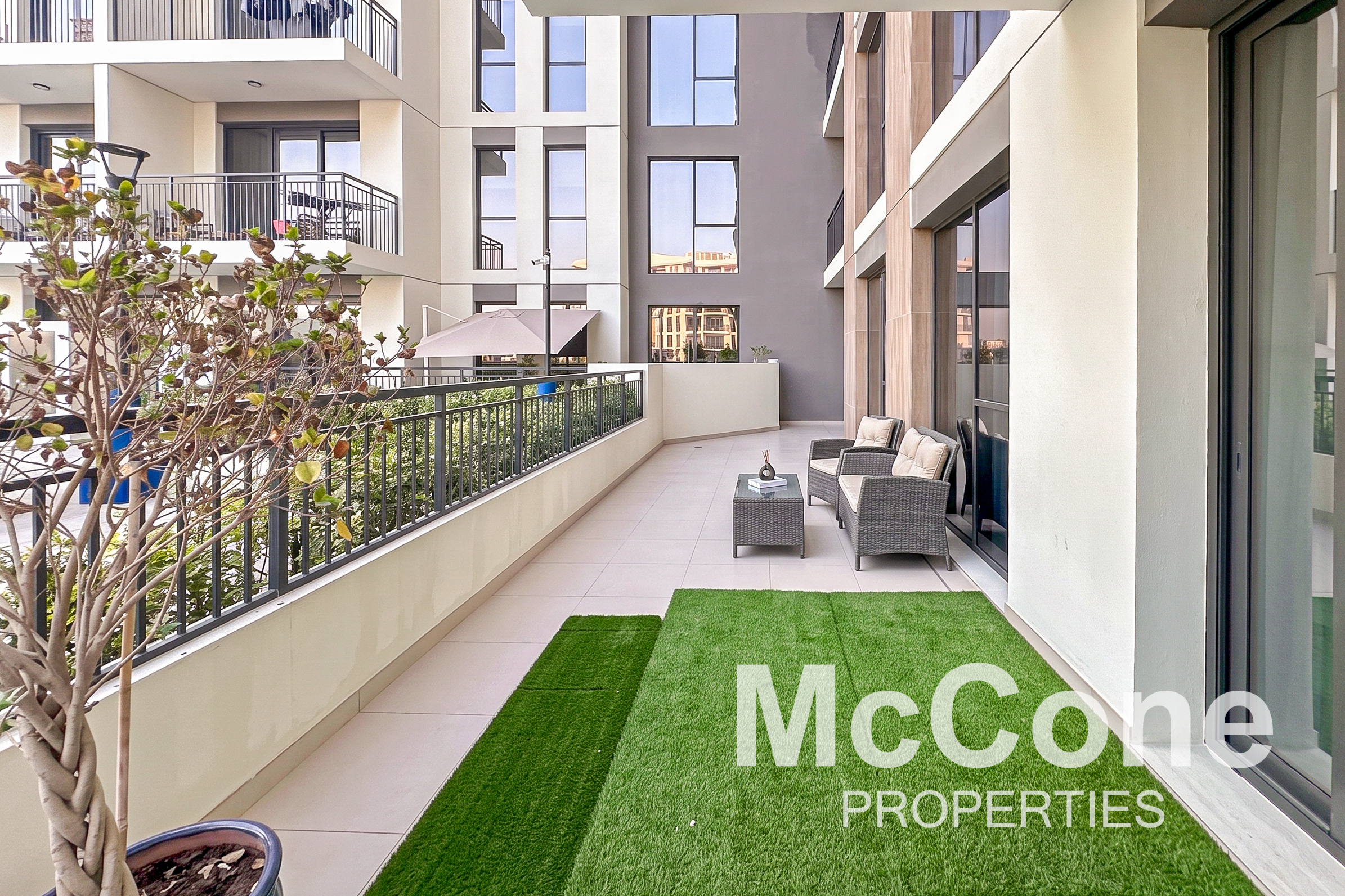 3 Bedroom Apartment for Sale in Holland Gardens, Town Square — photograph 12 of 15