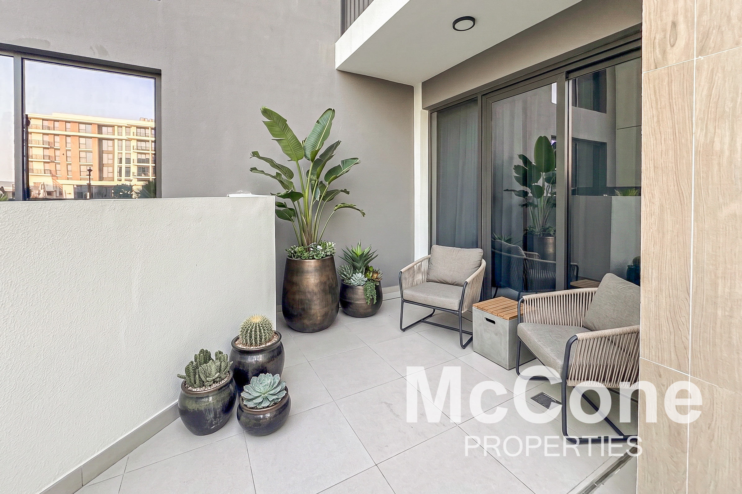 3 Bedroom Apartment for Sale in Holland Gardens, Town Square — photograph 14 of 15