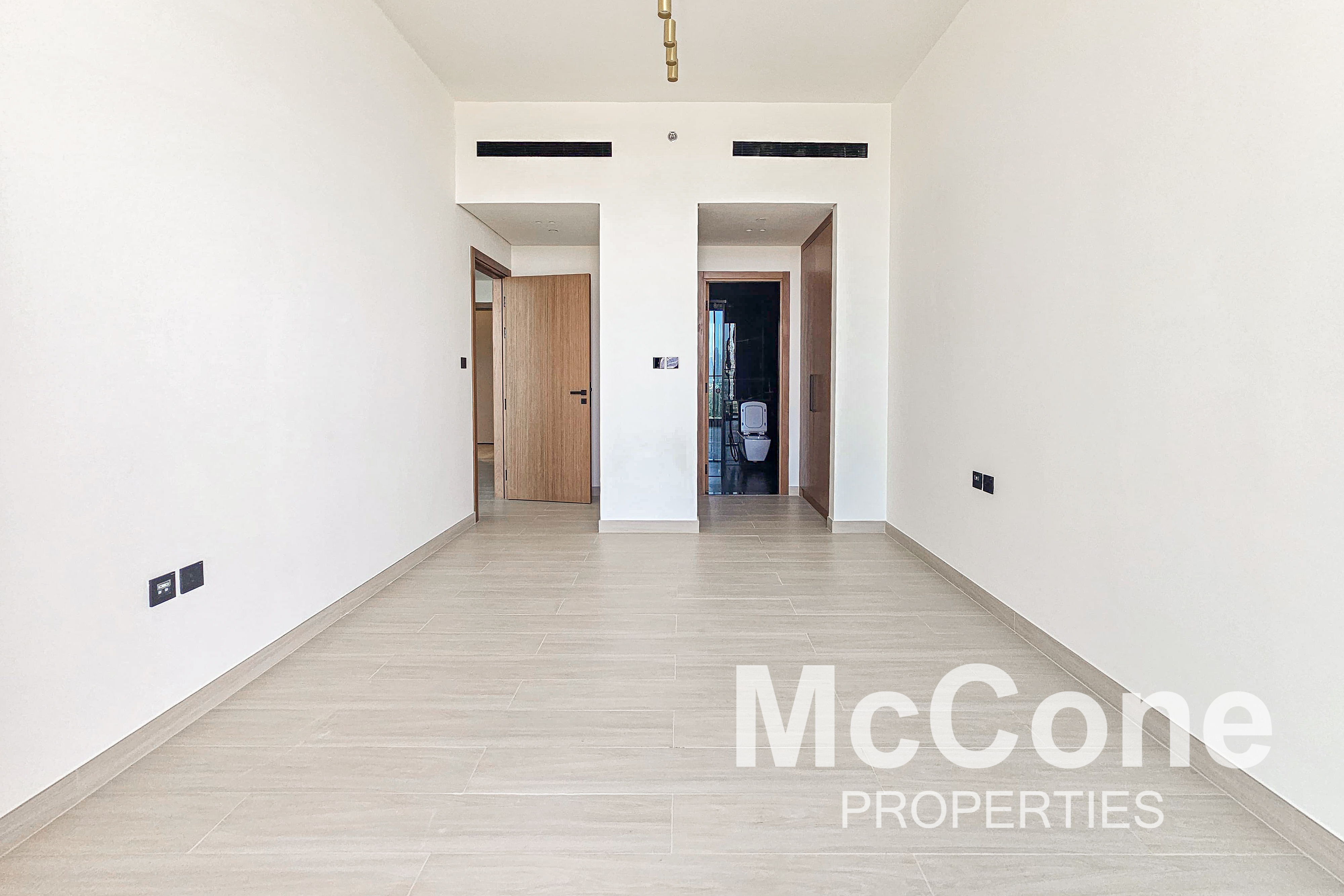 1 Bedroom Apartment for Sale in Binghatti Onyx, Jumeirah Village Circle — photo 3 of 15