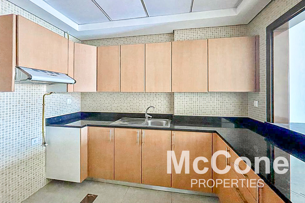 1 Bedroom Apartment for Sale in Pantheon Boulevard, Jumeirah Village Circle — photo 3 of 16