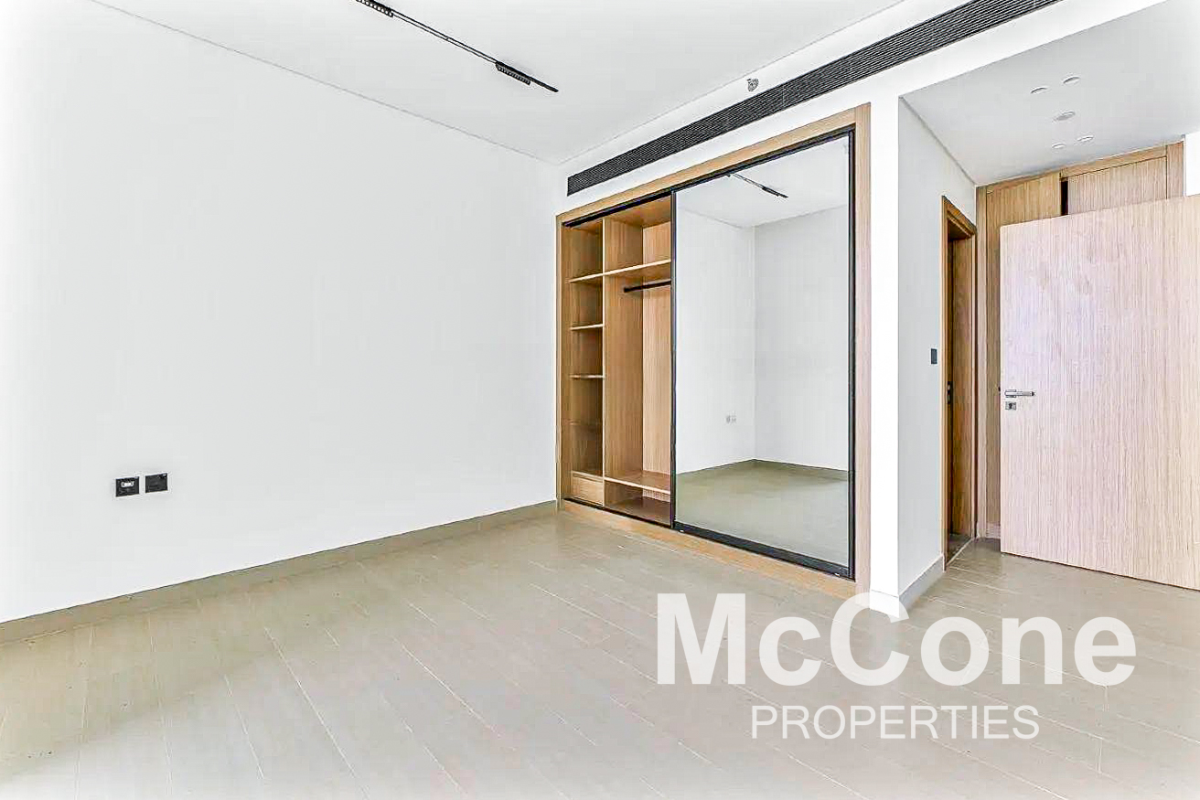 2 Bedroom Apartment for Sale in Binghatti Azure, Jumeirah Village Circle — photo 6 of 15