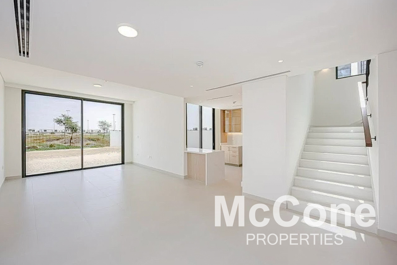 3 Bedroom Villa for Sale in Fairway Villas 2, Dubai South (Dubai World Central) — photo 3 of 13