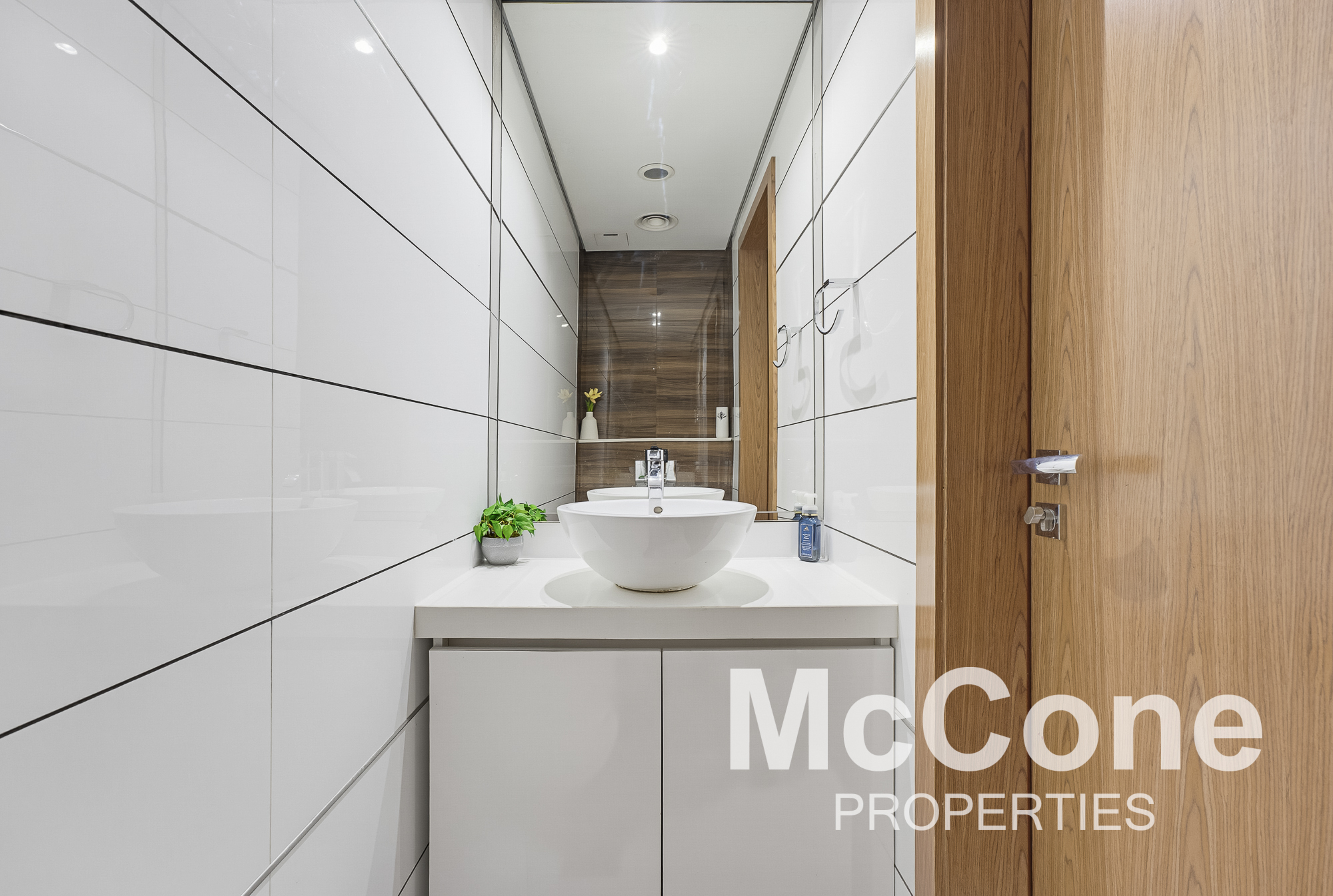 5 Bedroom Townhouse for Sale in Lilac Park, Jumeirah Village Circle — photograph 24 of 30