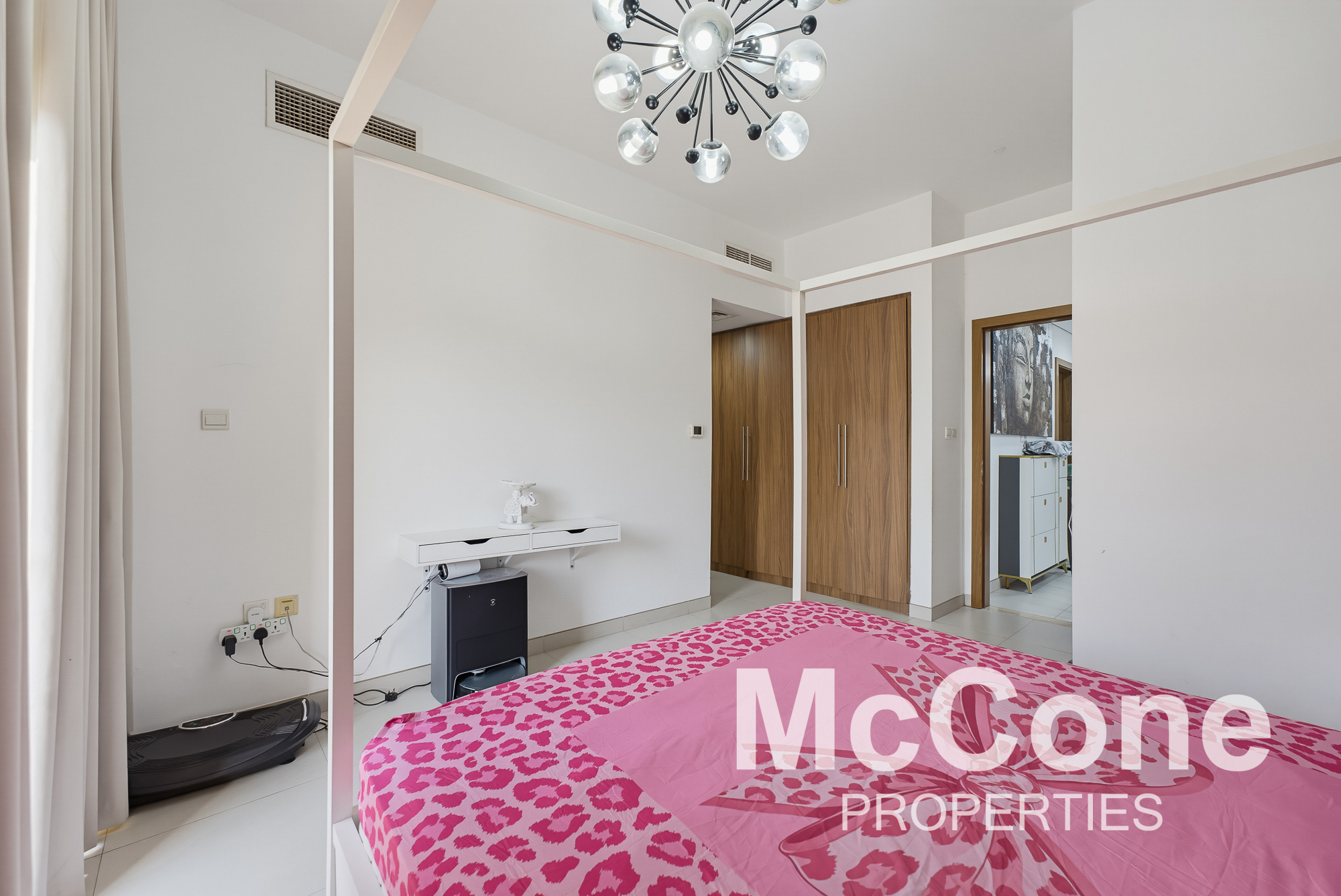 5 Bedroom Townhouse for Sale in Lilac Park, Jumeirah Village Circle — photograph 10 of 30