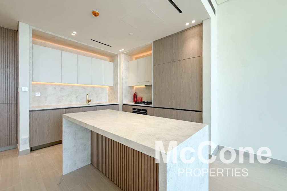 1 Bedroom Apartment for Sale in Binghatti Apex, Jumeirah Village Circle — photo 3 of 30