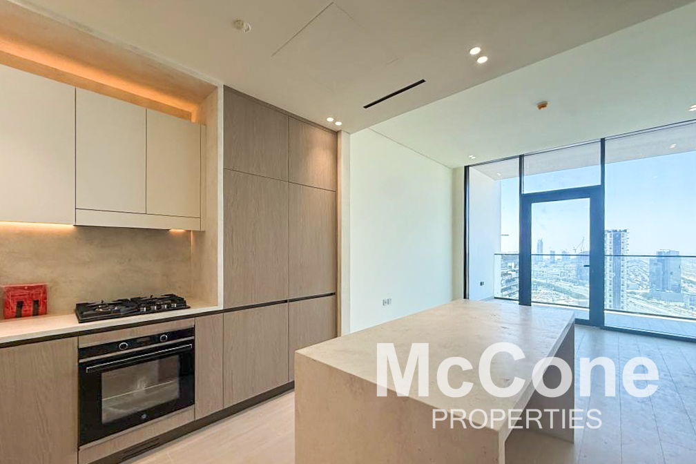 1 Bedroom Apartment for Sale in Binghatti Apex, Jumeirah Village Circle — photo 5 of 30