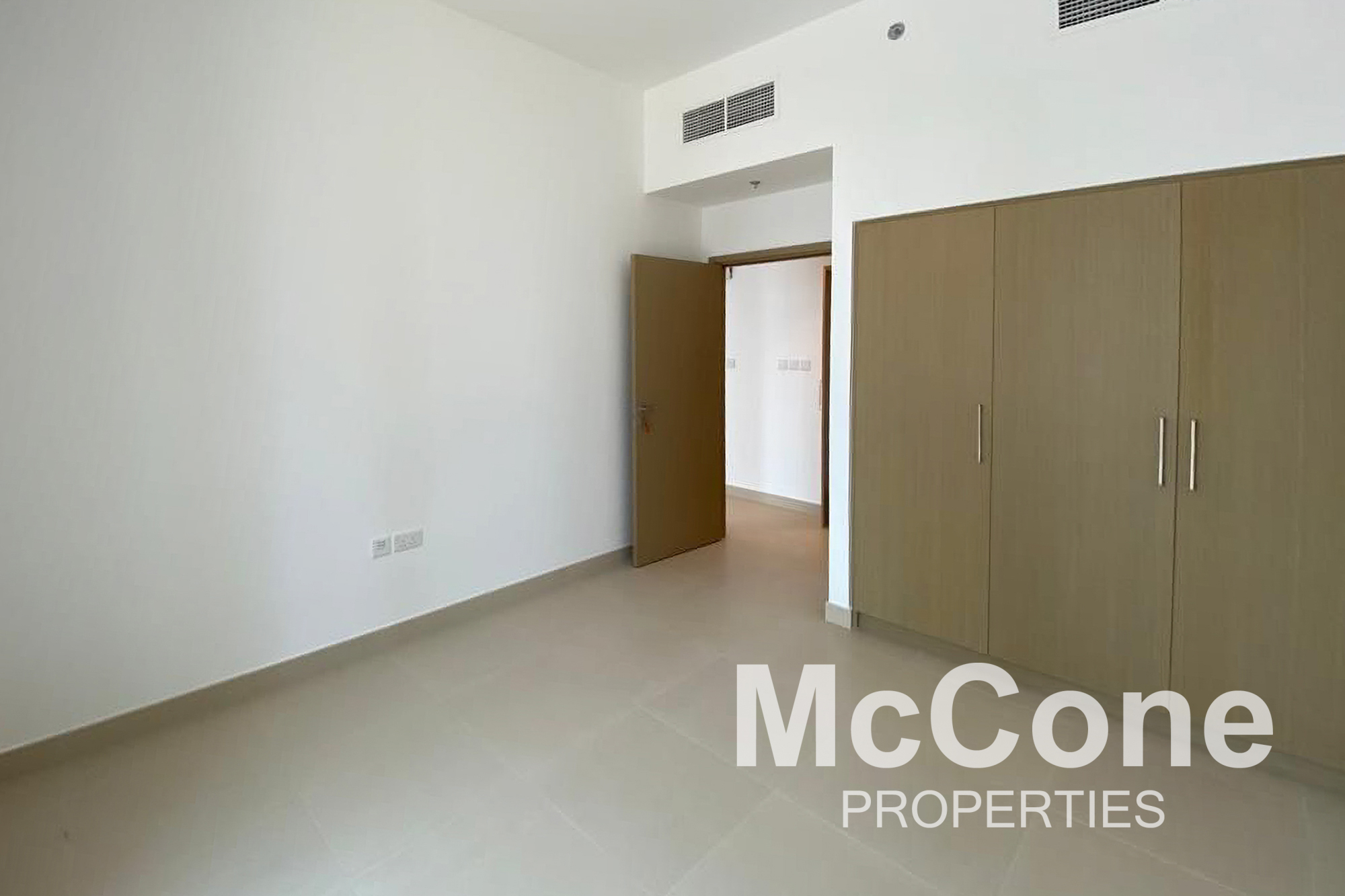 1 Bedroom Apartment for Sale in Creek Horizon Tower 1, Dubai Creek Harbour (The Lagoons) — photo 3 of 11