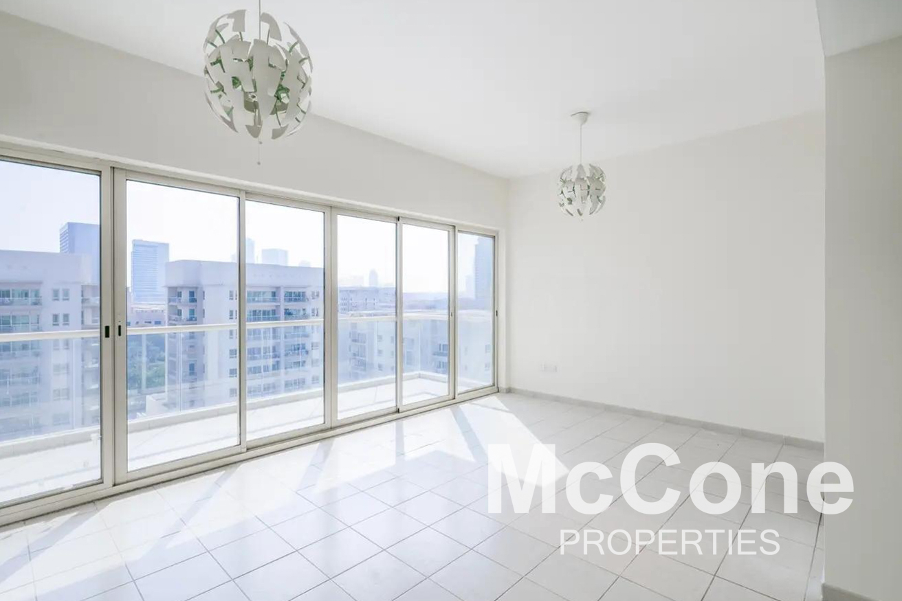 2 Bedroom Apartment for Sale in Al Dhafra 4, Greens — photo 2 of 10