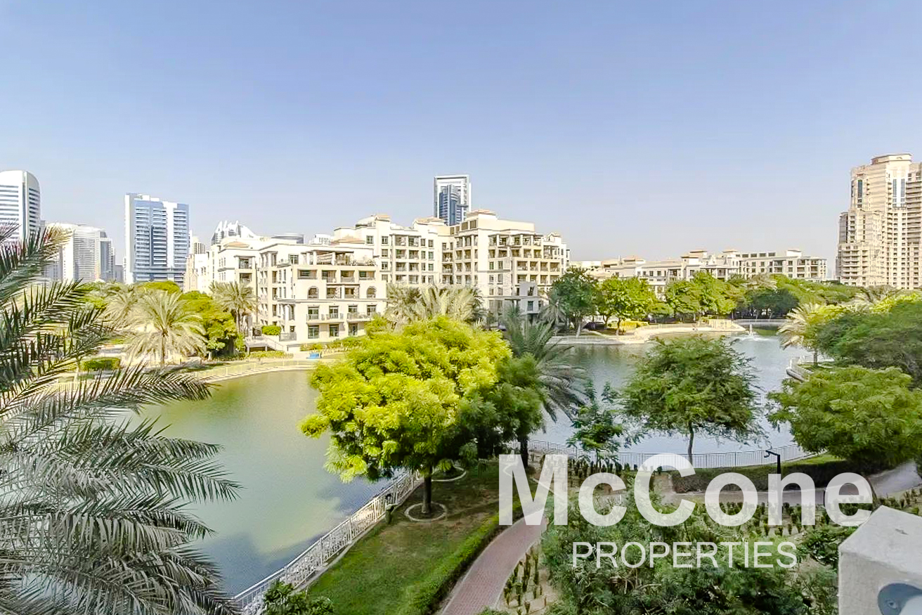 Studio Apartment for Sale in The Links Canal Apartments, The Views