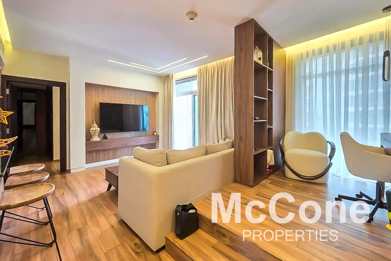 1 Bedroom Apartment for Sale in Burj Views B, Downtown Dubai — photo 2 of 14