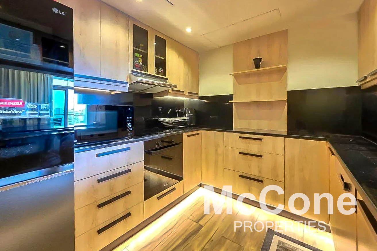 1 Bedroom Apartment for Sale in Burj Views B, Downtown Dubai — photo 8 of 14