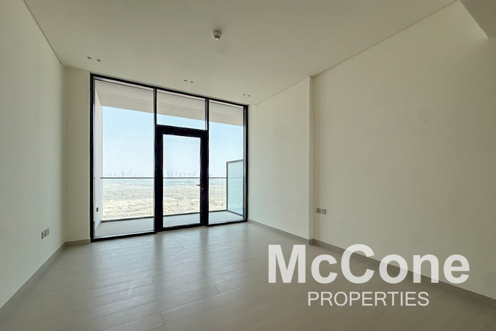 Studio Apartment for Sale in Binghatti Apex, Jumeirah Village Circle