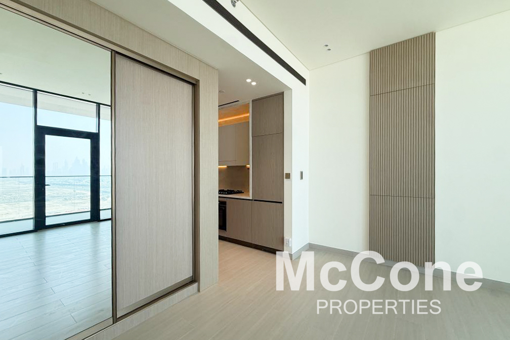 Studio Apartment for Sale in Binghatti Apex, Jumeirah Village Circle — photo 7 of 22