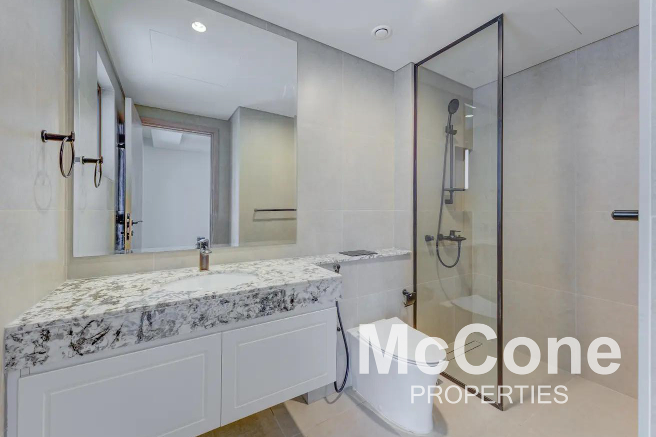 5 Bedroom Townhouse for Sale in Costa Brava 2, Damac Lagoons — photograph 10 of 11