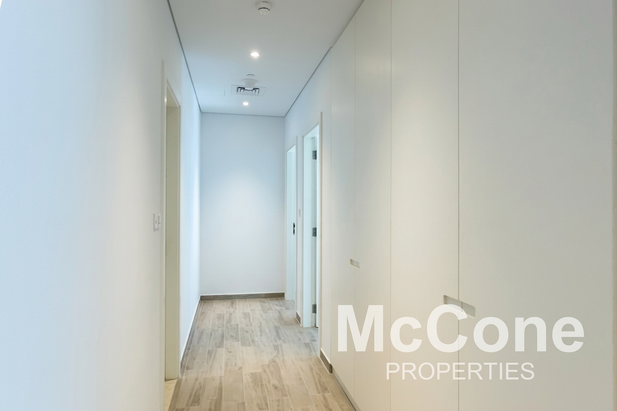 2 Bedroom Apartment for Sale in Belgravia 3B, Jumeirah Village Circle — photo 9 of 16
