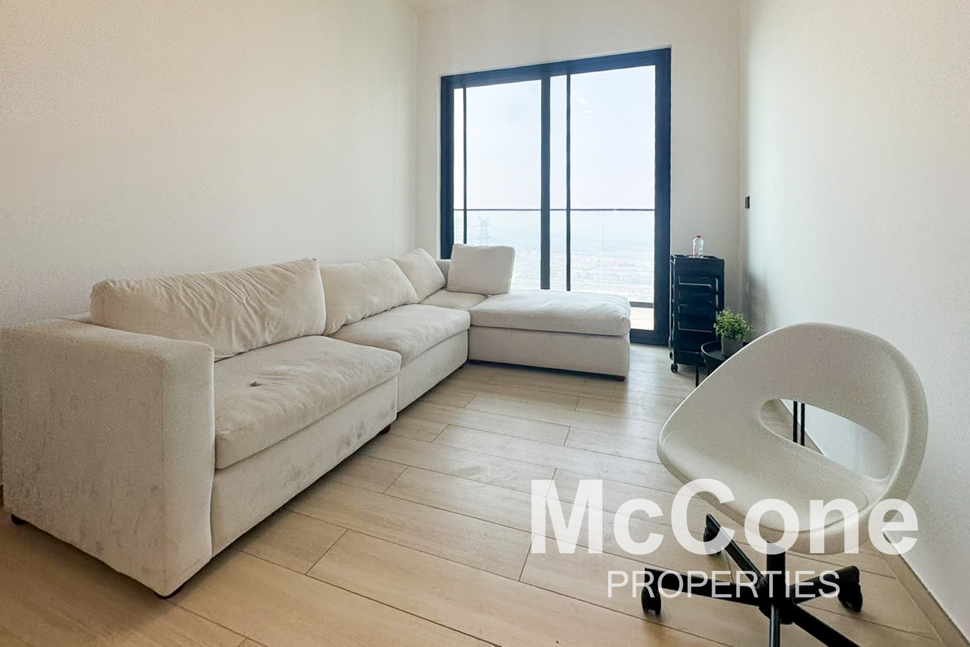 1 Bedroom Apartment for Sale in Binghatti Heights, Jumeirah Village Circle — photo 2 of 10