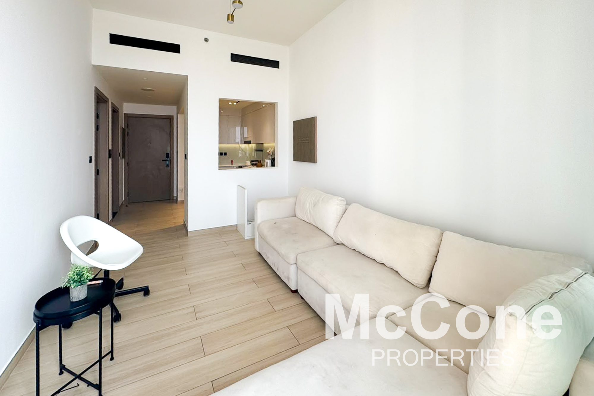1 Bedroom Apartment for Sale in Binghatti Heights, Jumeirah Village Circle