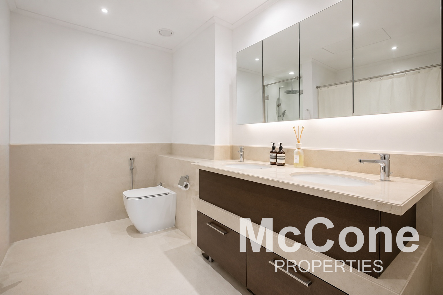 2 Bedroom Apartment for Sale in South Ridge 3, Downtown Dubai — photograph 12 of 13