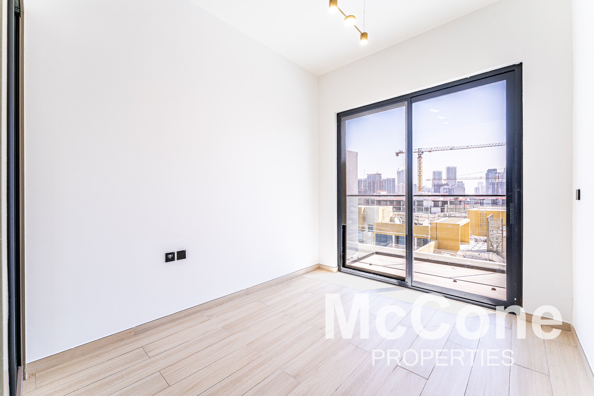 1 Bedroom Apartment for Sale in Binghatti Heights, Jumeirah Village Circle — photo 6 of 15