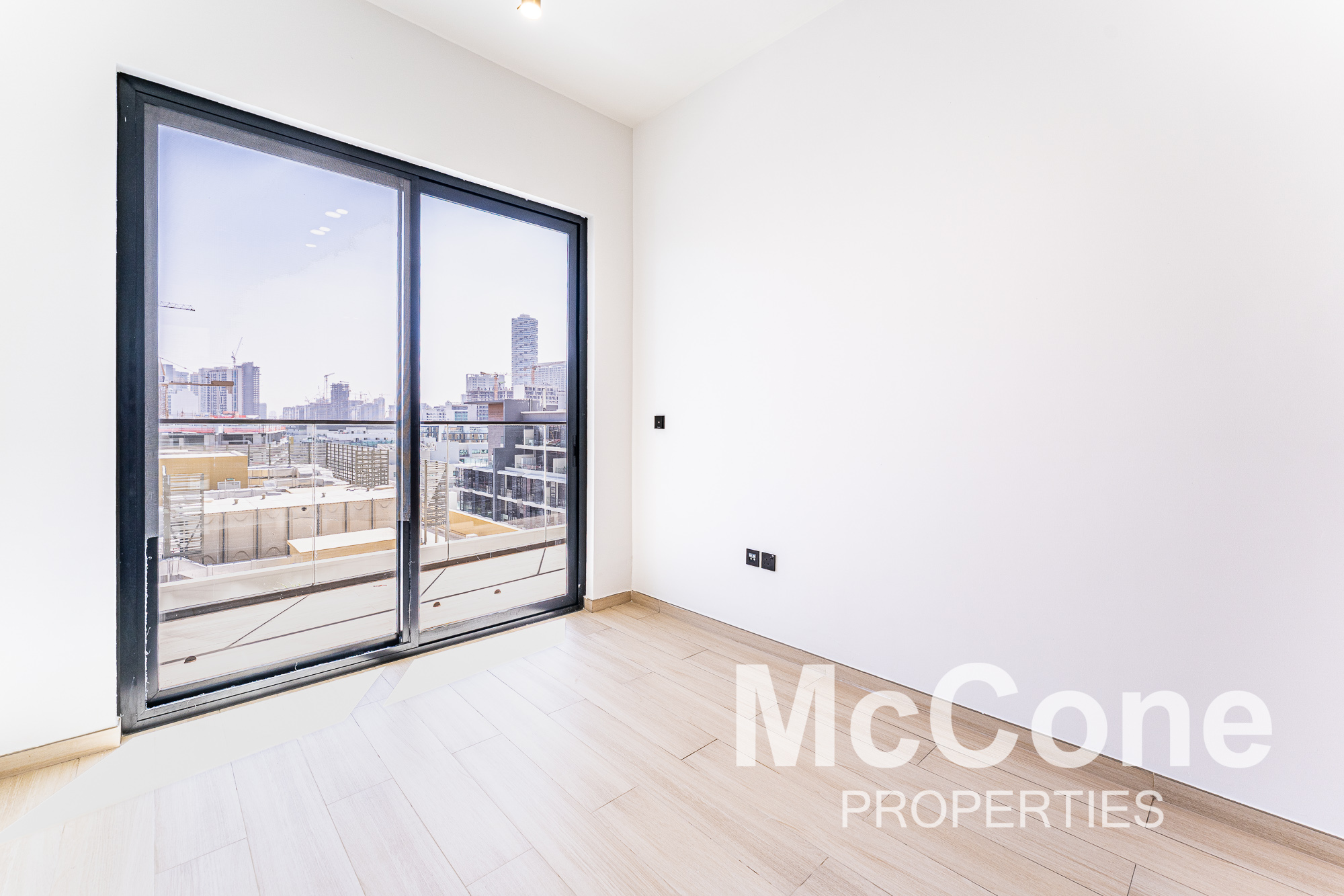 1 Bedroom Apartment for Sale in Binghatti Heights, Jumeirah Village Circle — photo 7 of 15