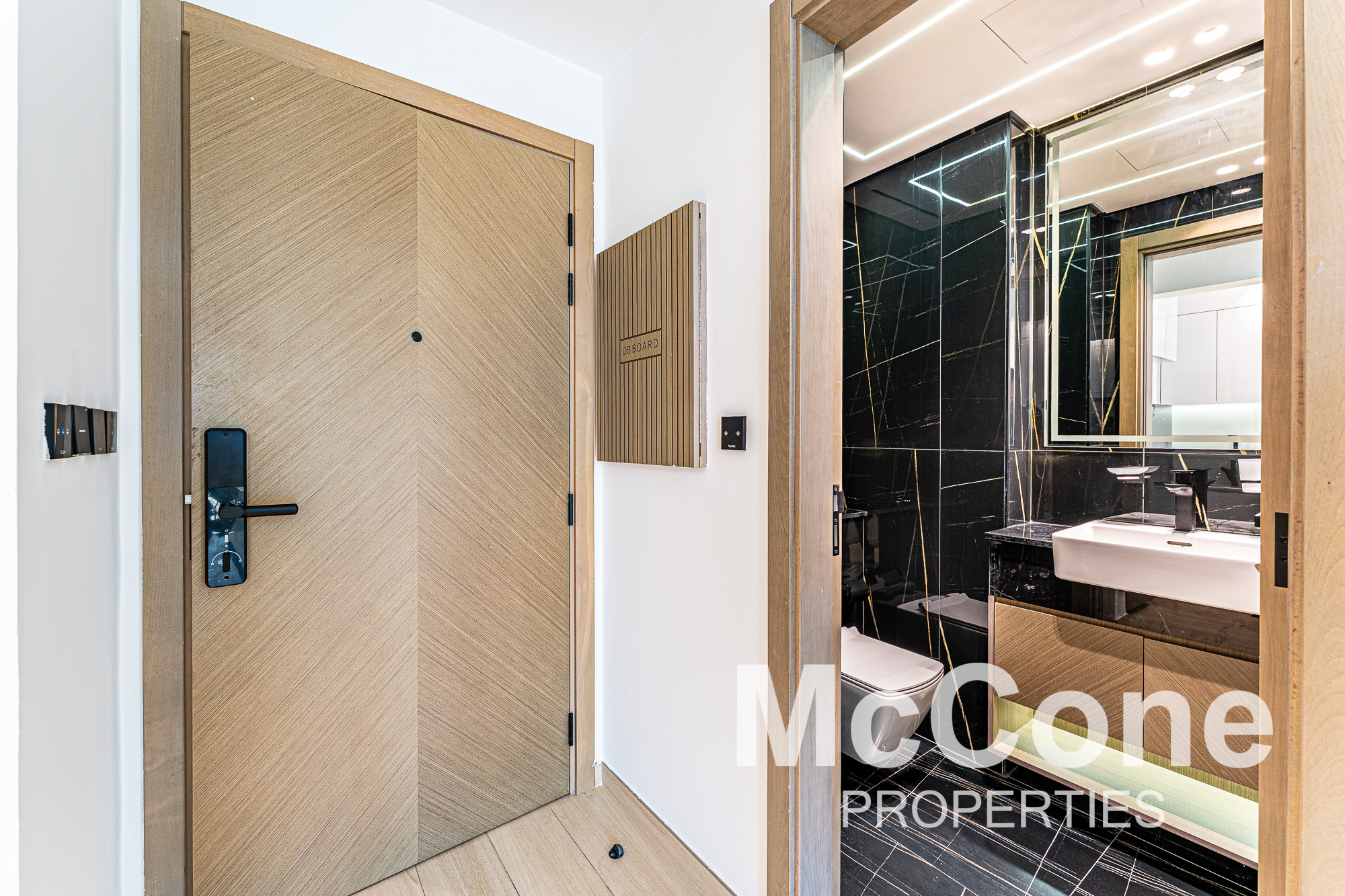 1 Bedroom Apartment for Sale in Binghatti Heights, Jumeirah Village Circle — photo 9 of 15