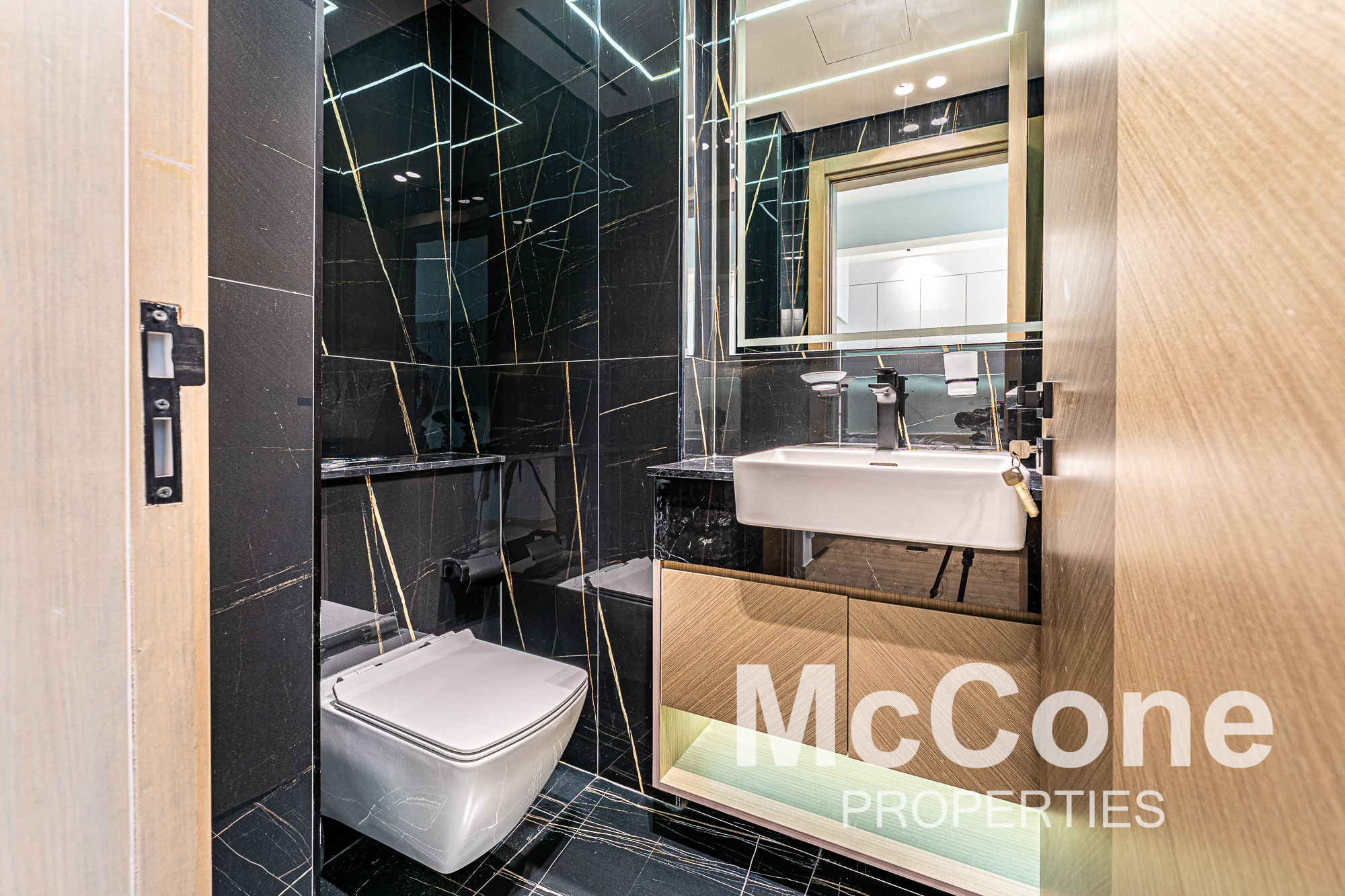 1 Bedroom Apartment for Sale in Binghatti Heights, Jumeirah Village Circle — photograph 10 of 15