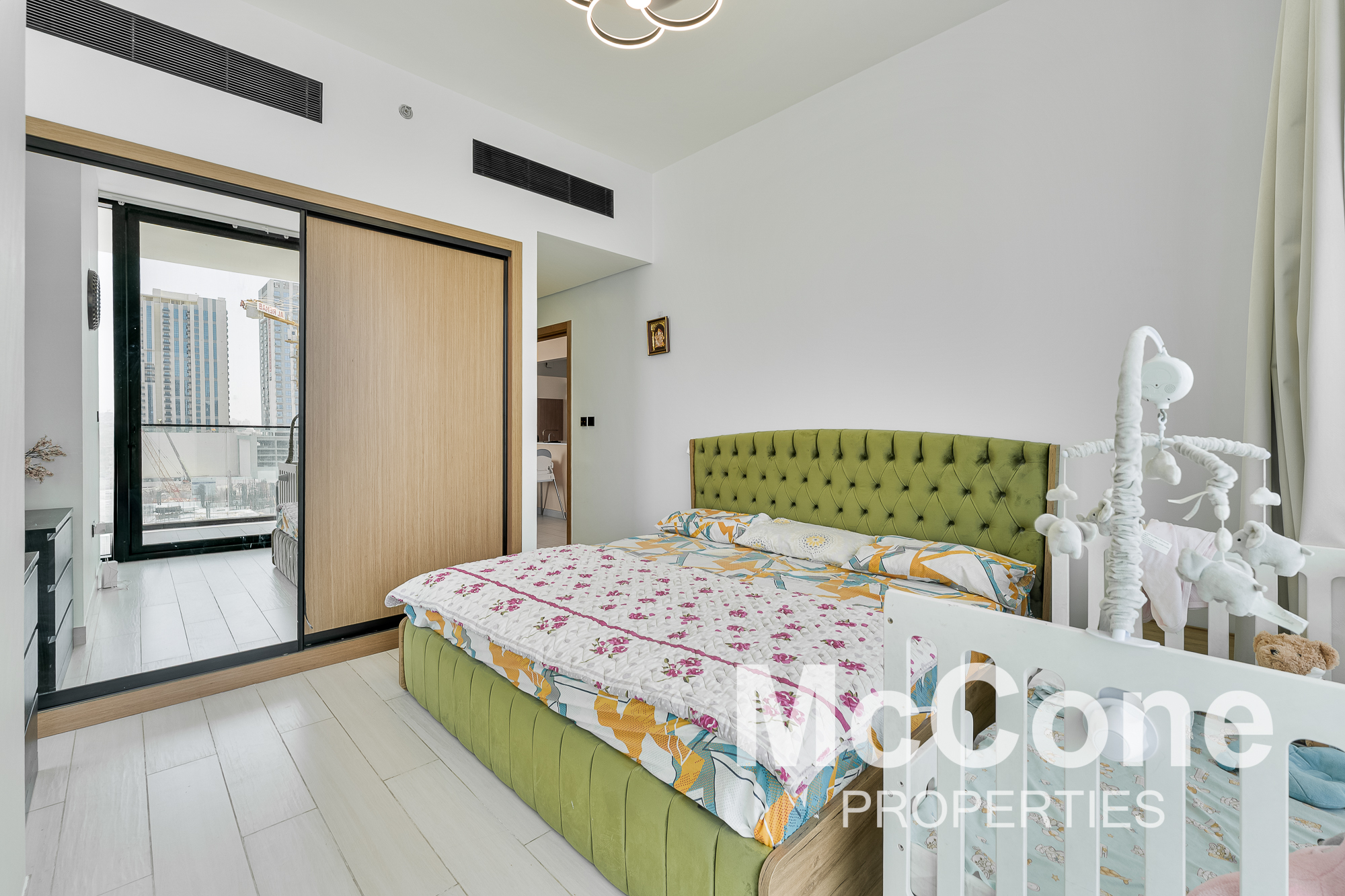 2 Bedroom Apartment for Sale in Binghatti Amber, Jumeirah Village Circle — photo 7 of 10