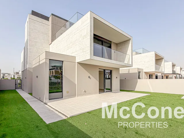 4 Bedroom Villa for Sale in Elie Saab 1, Arabian Ranches 3