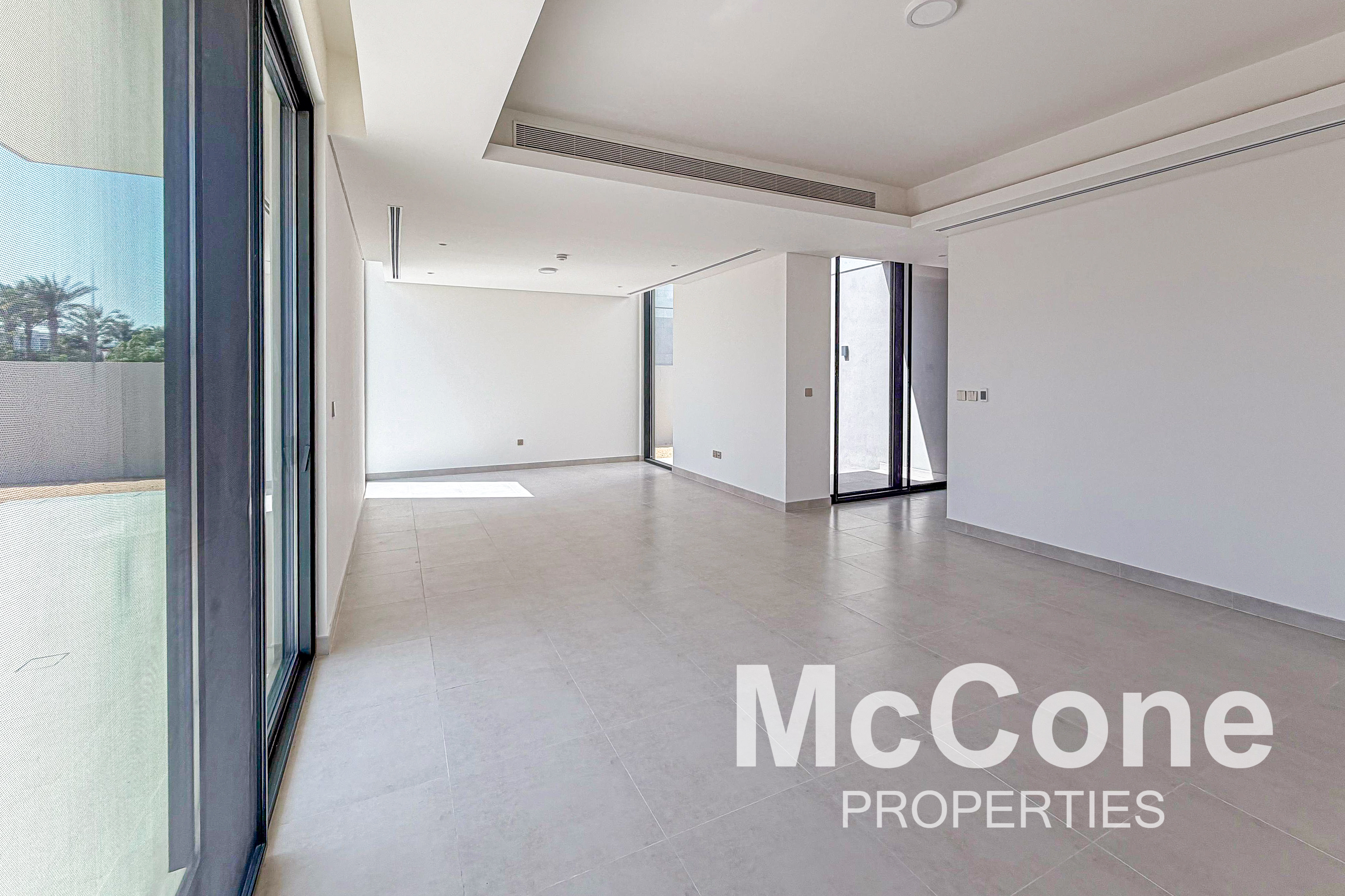 4 Bedroom Villa for Sale in Elie Saab 2, Arabian Ranches 3 — photo 2 of 23