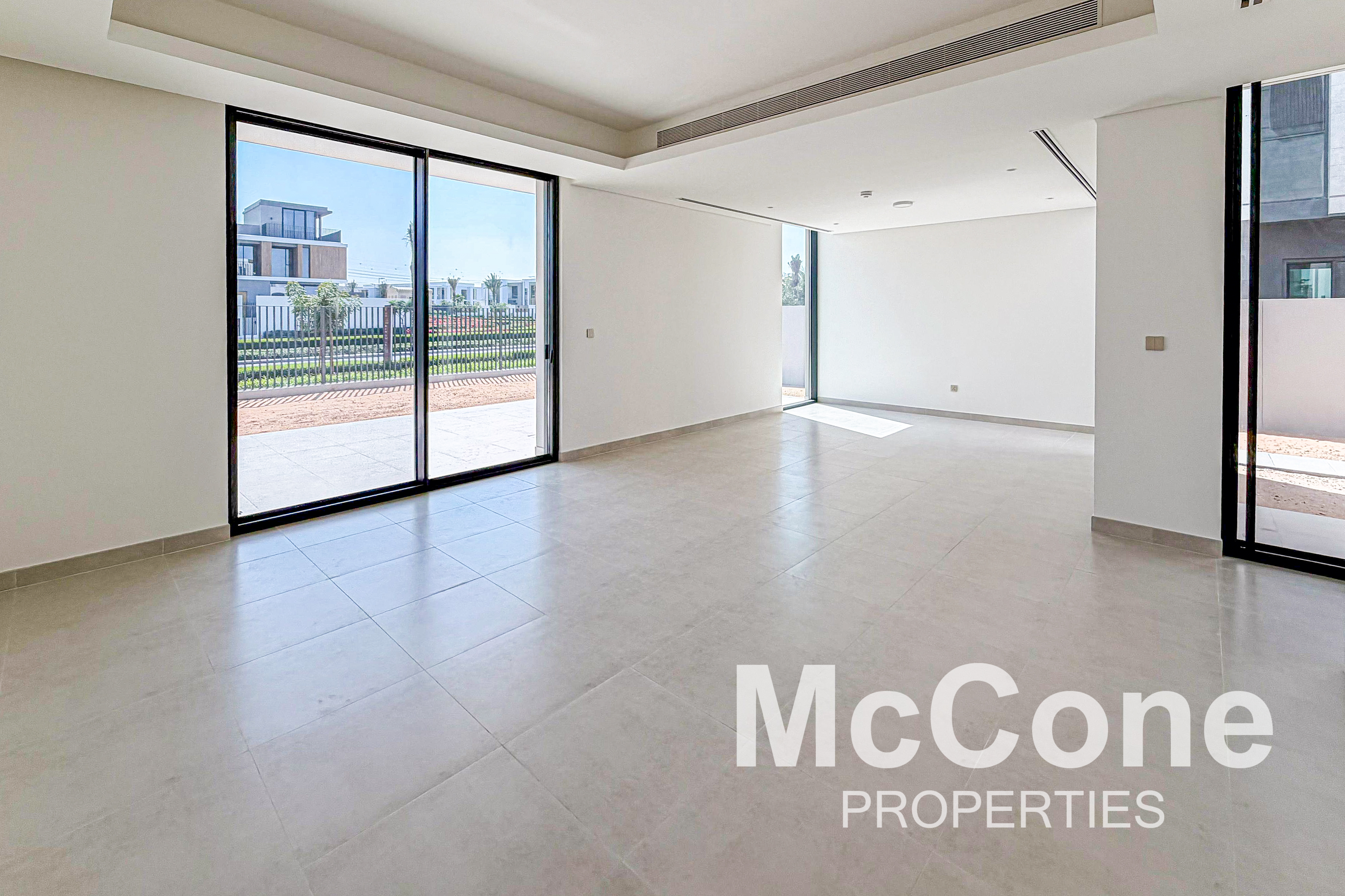 4 Bedroom Villa for Sale in Elie Saab 2, Arabian Ranches 3 — photo 3 of 23