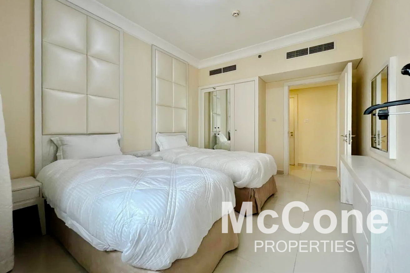 3 Bedroom Apartment for Sale in Damac Maison Dubai Mall Street (The Signature), Downtown Dubai — photograph 12 of 16