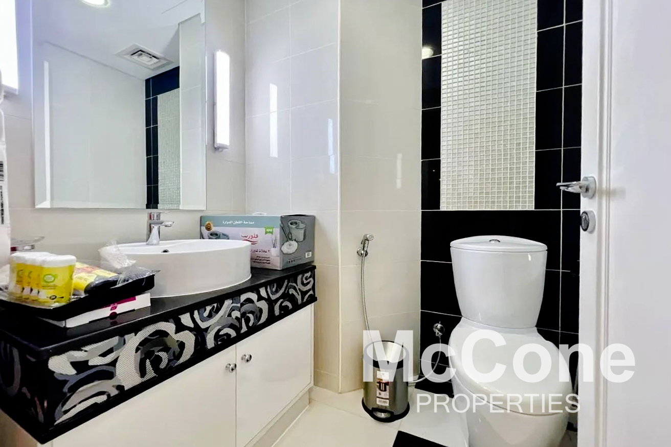 3 Bedroom Apartment for Sale in Damac Maison Dubai Mall Street (The Signature), Downtown Dubai — photograph 13 of 16