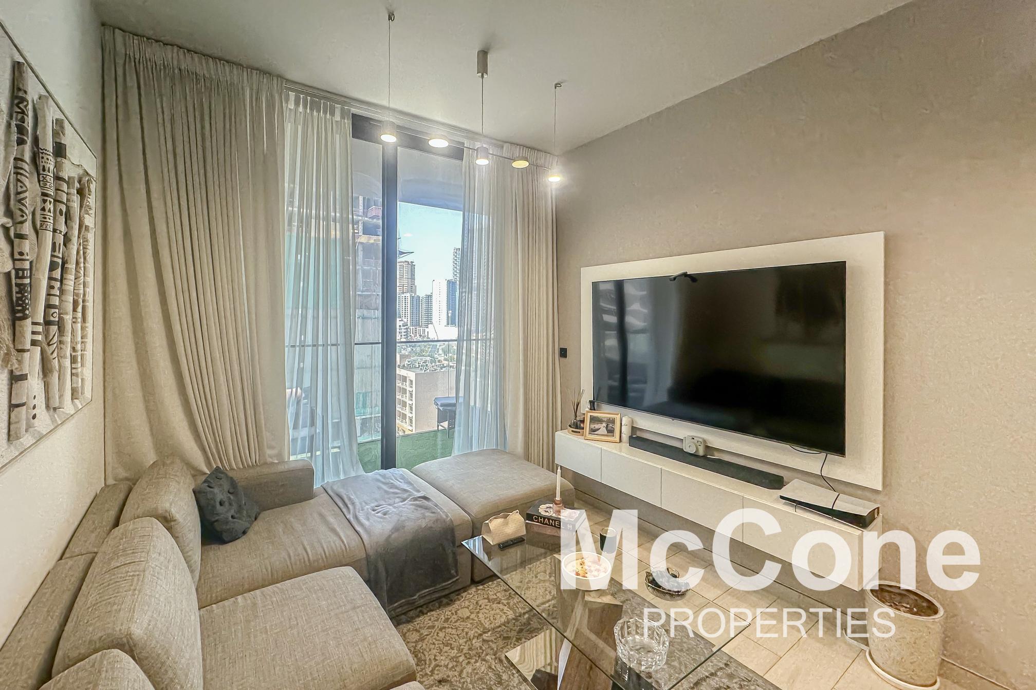 1 Bedroom Apartment for Sale in Binghatti Crest, Jumeirah Village Circle — photo 3 of 13