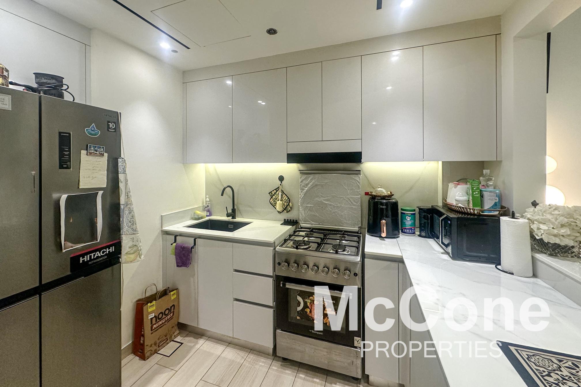 1 Bedroom Apartment for Sale in Binghatti Crest, Jumeirah Village Circle — photo 5 of 13