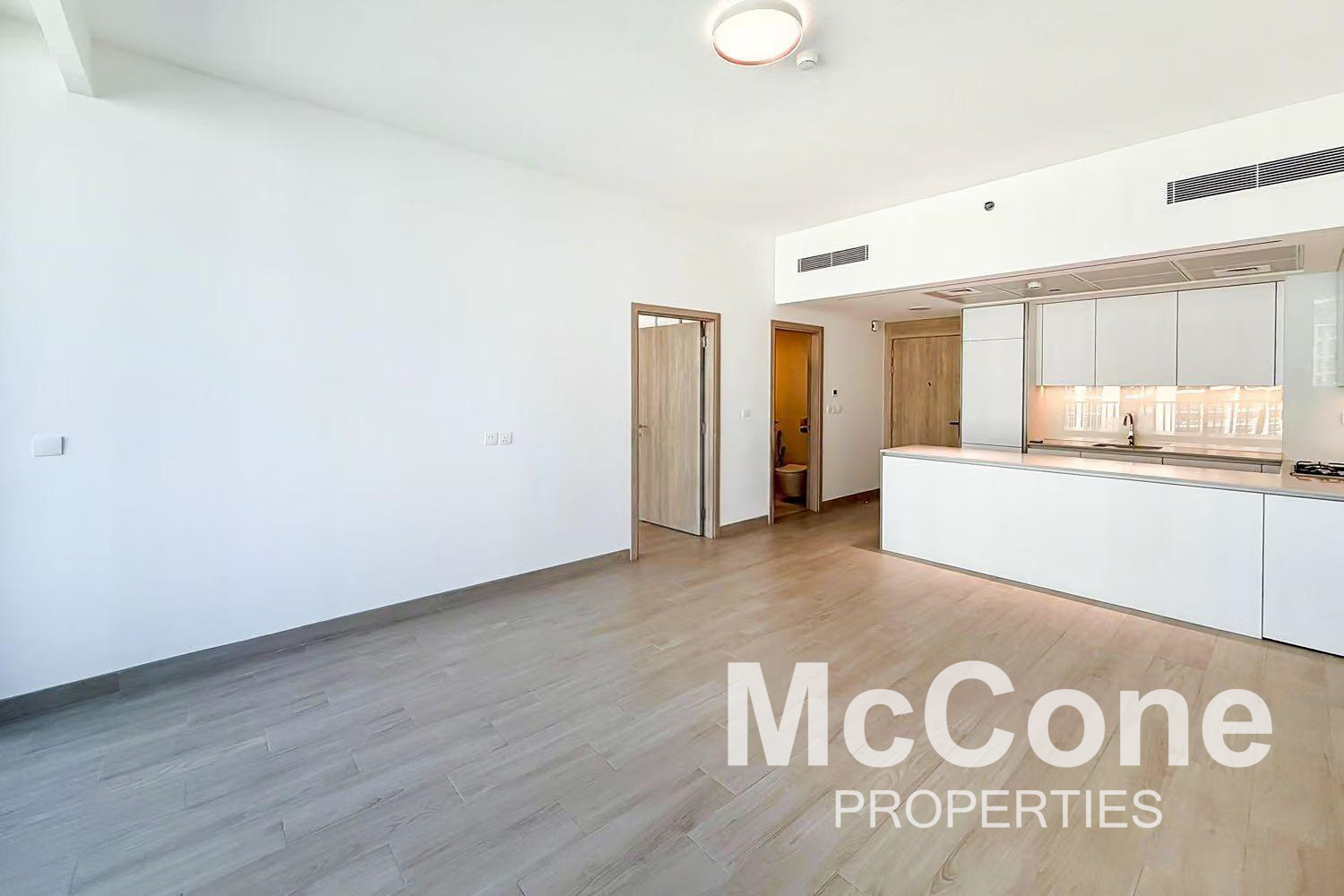 1 Bedroom Apartment for Sale in Luma Park Views, Jumeirah Village Circle — photo 2 of 13
