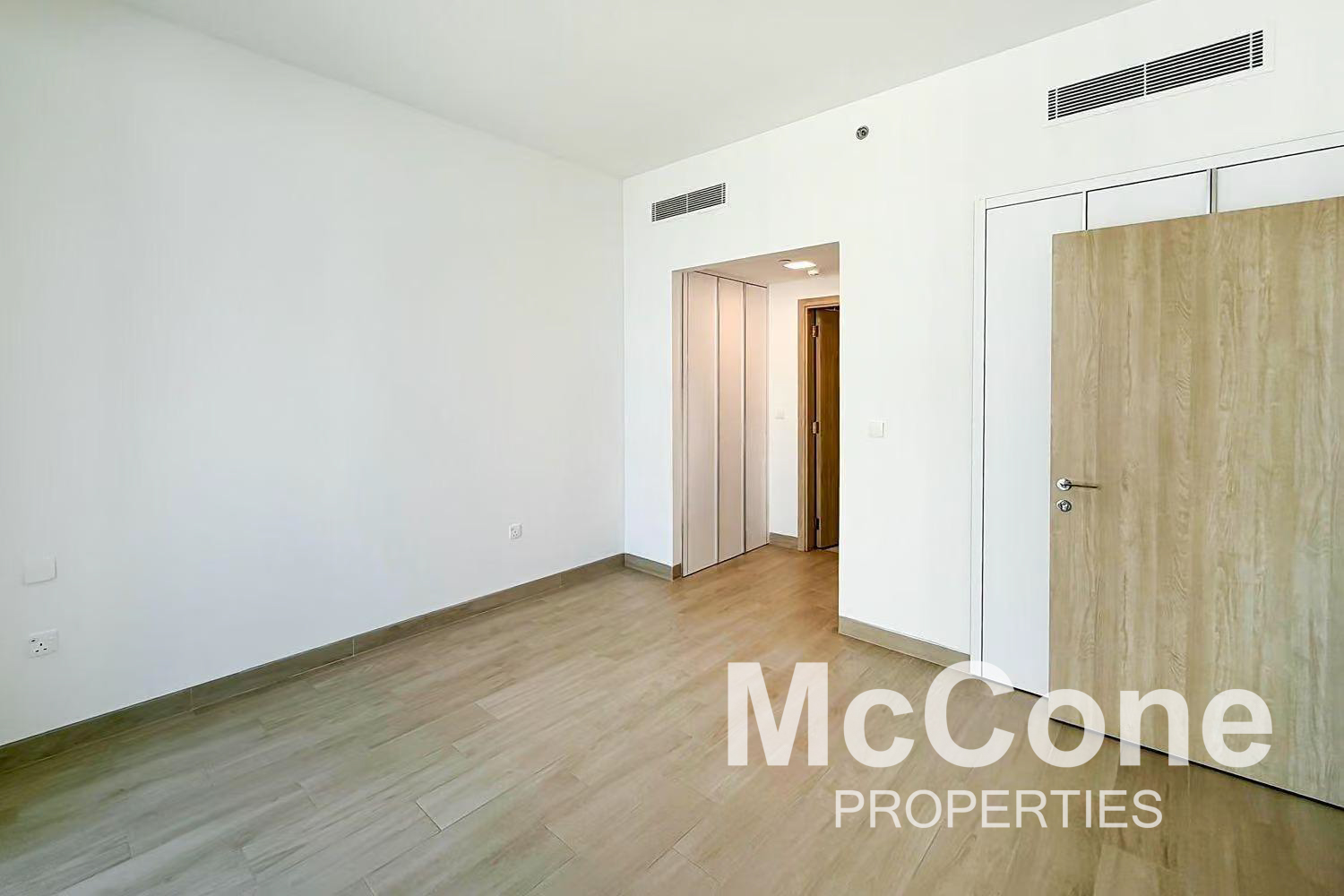 1 Bedroom Apartment for Sale in Luma Park Views, Jumeirah Village Circle — photo 9 of 13