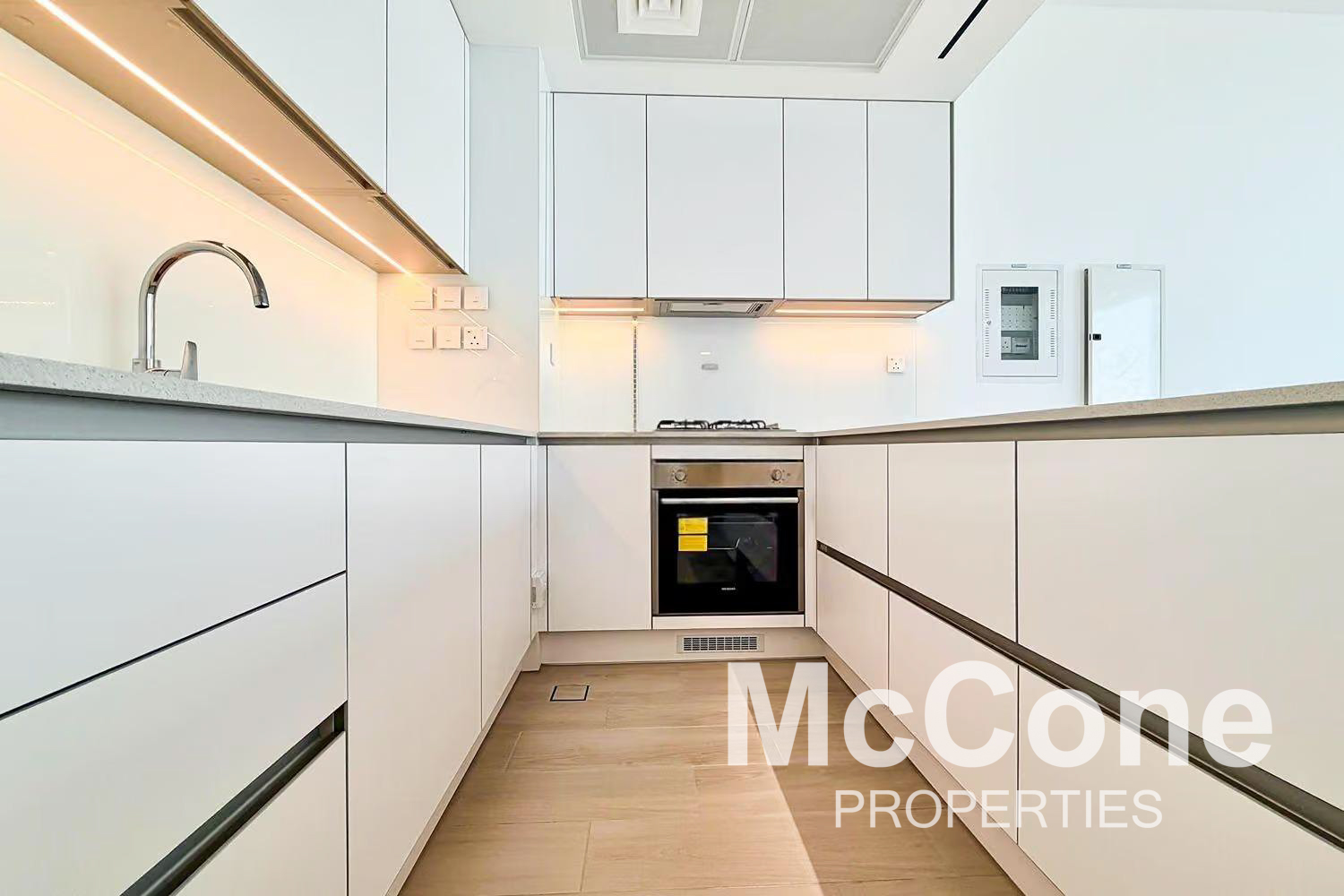 1 Bedroom Apartment for Sale in Luma Park Views, Jumeirah Village Circle — photo 5 of 13