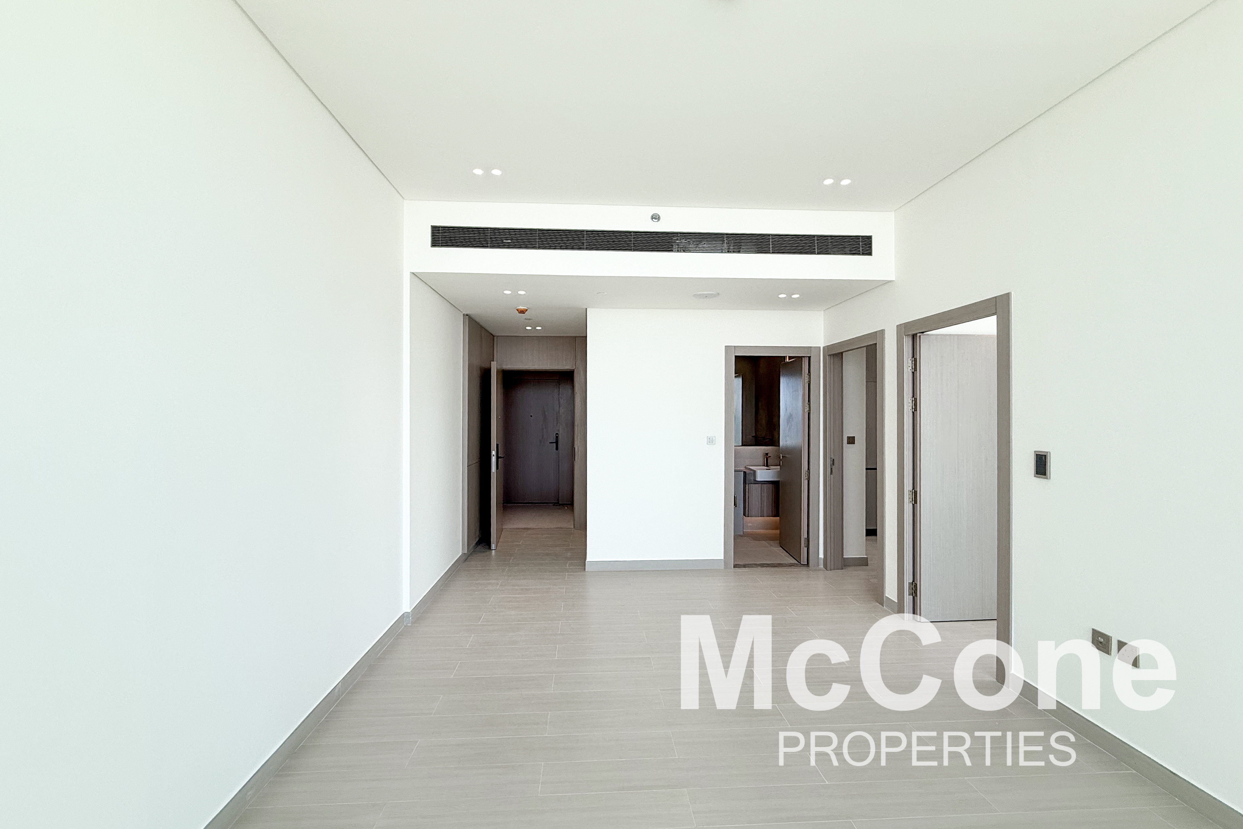 1 Bedroom Apartment for Sale in Binghatti Apex, Jumeirah Village Circle — photo 2 of 11